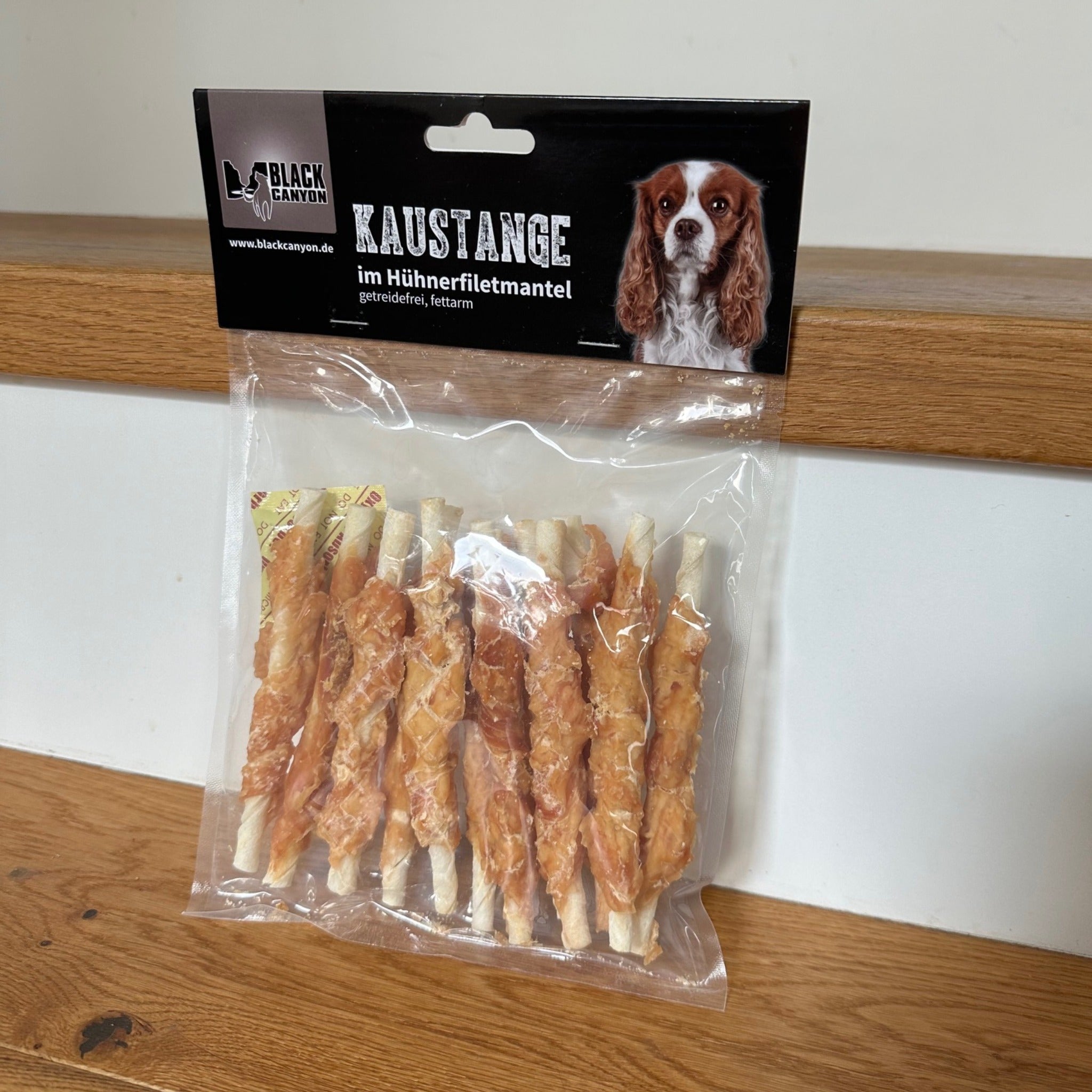 Black Canyon Kaustange im Hühnerfiletmantel, Hunde Kausnack - Woofshack