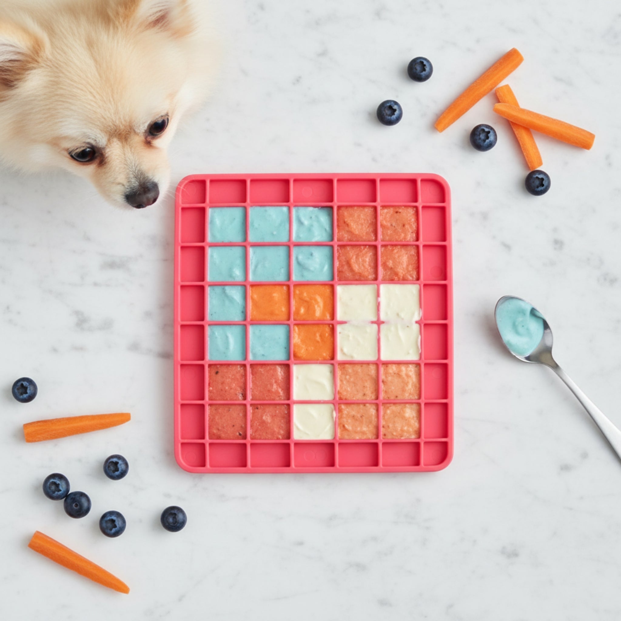 LickiMat Mini Playdate – Die beruhigende Anti-Stress Schleckmatte für kleine & mittelgroße Hunde | Slow Feeding, mentale Auslastung & pure Entspannung - Woofshack