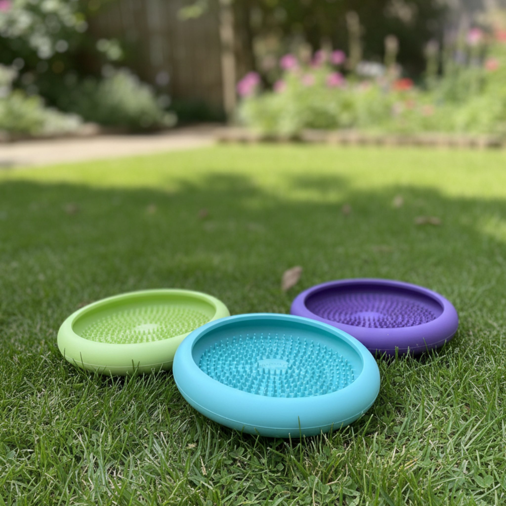 LickiMat Ufo Schleckschale – Anti - Stress Beschäftigung für Hunde - Woofshack