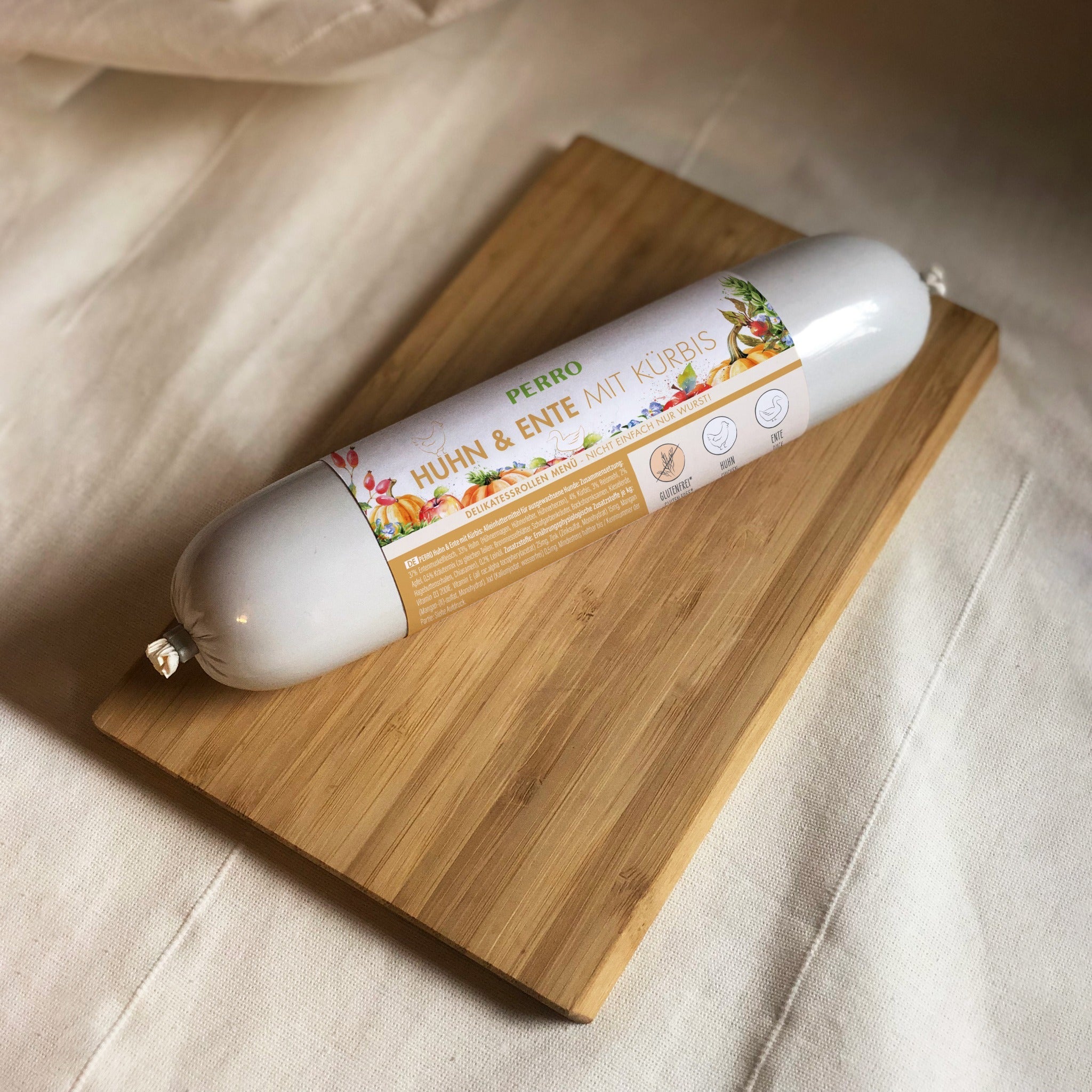 Perro Delikatessrolle Menü Huhn & Ente - Hundewurst - Woofshack