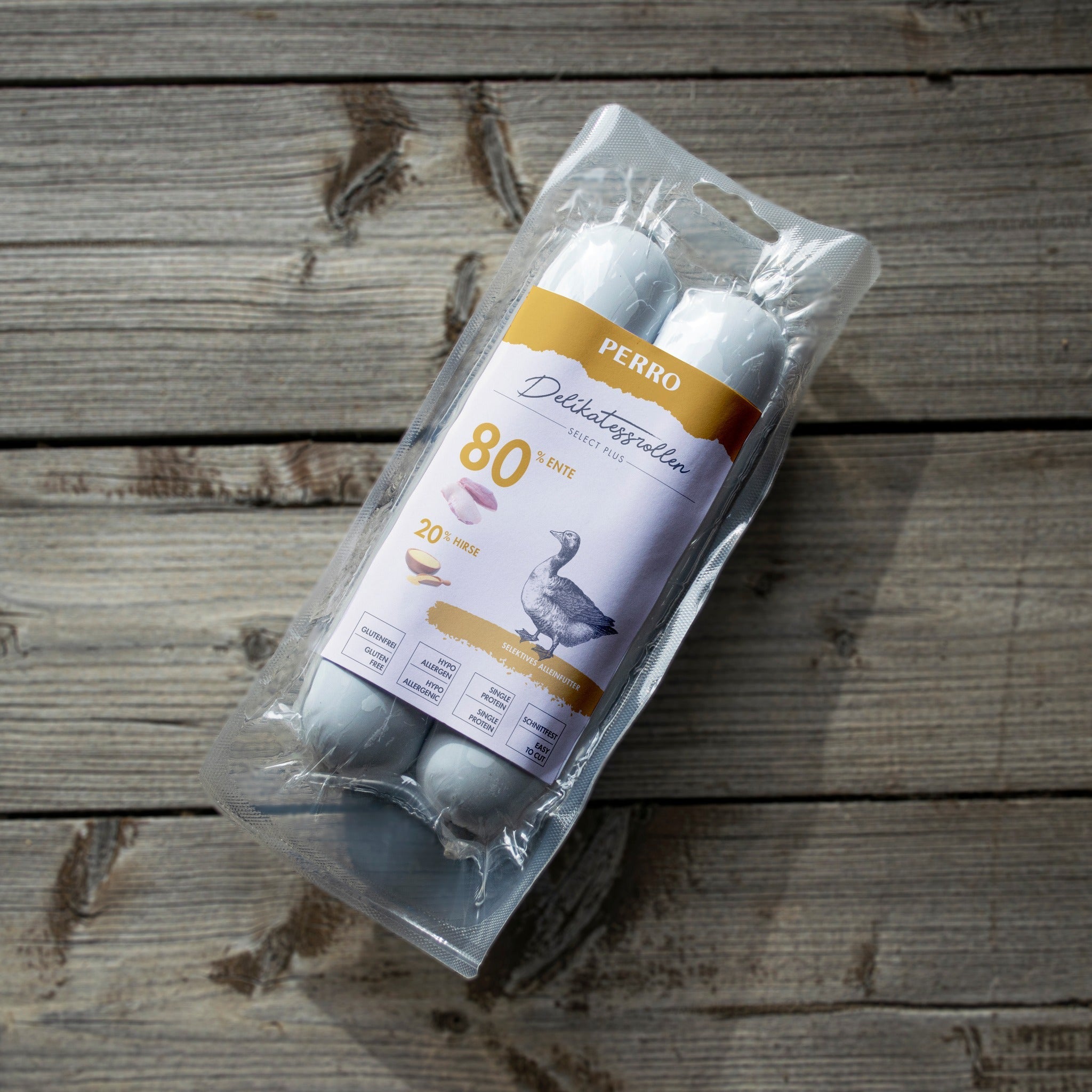 Perro Delikatessrolle No.2 Ente & Hirse - Hundewurst - Woofshack