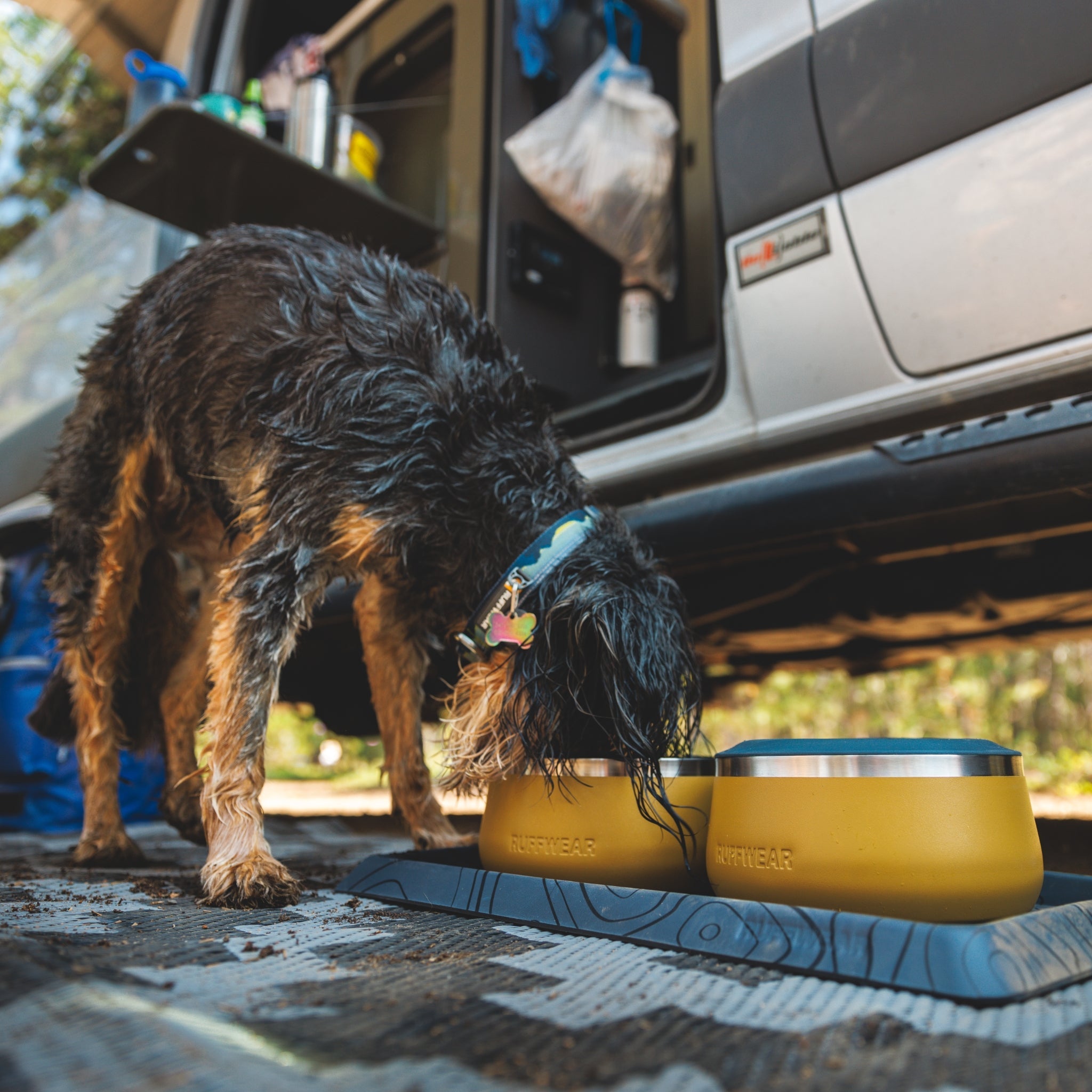 Ruffwear Basecamp Bowl – Robuster Premium Hundenapf aus Edelstahl für Outdoor - Abenteuer & Zuhause - Woofshack