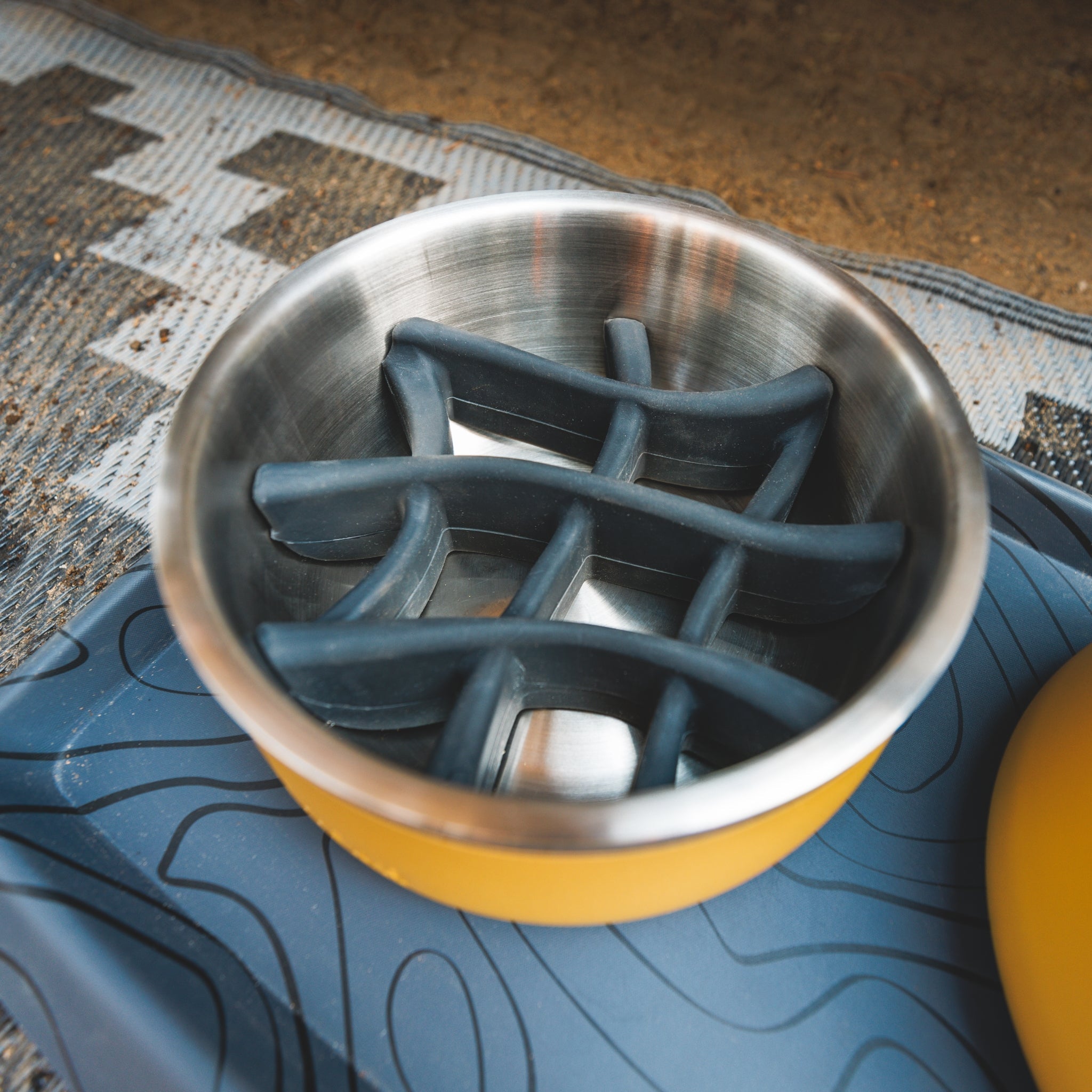 Ruffwear Basecamp Slow Feeder Insert – Anti - Schling - Einsatz für gesünderes Fressen & bessere Verdauung - Woofshack