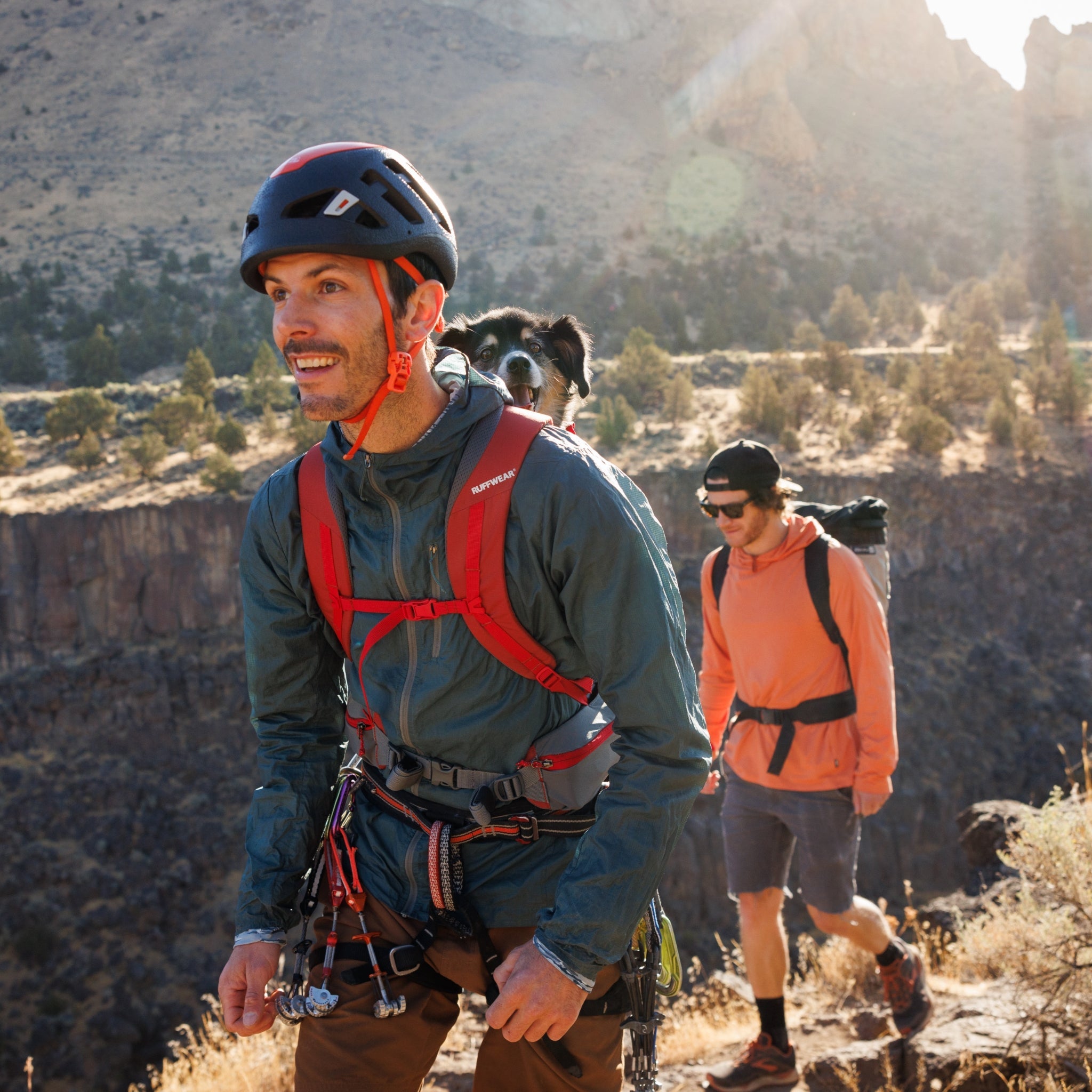 Ruffwear Hitch Hiker Dog Backpack Carrier – Komfortable Hunderucksack - Tragetasche für Abenteuer & sichere Transporte - Woofshack