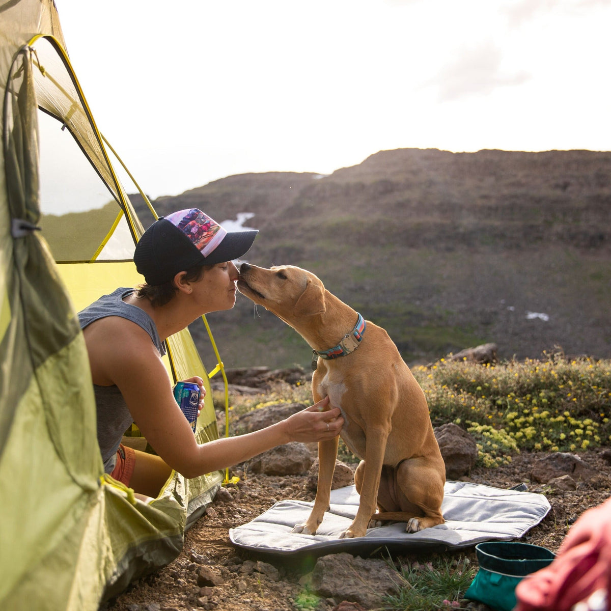 Ruffwear Highlands™ Pad Hunde Isomatte gegen Kälte und Nässe - Woofshack
