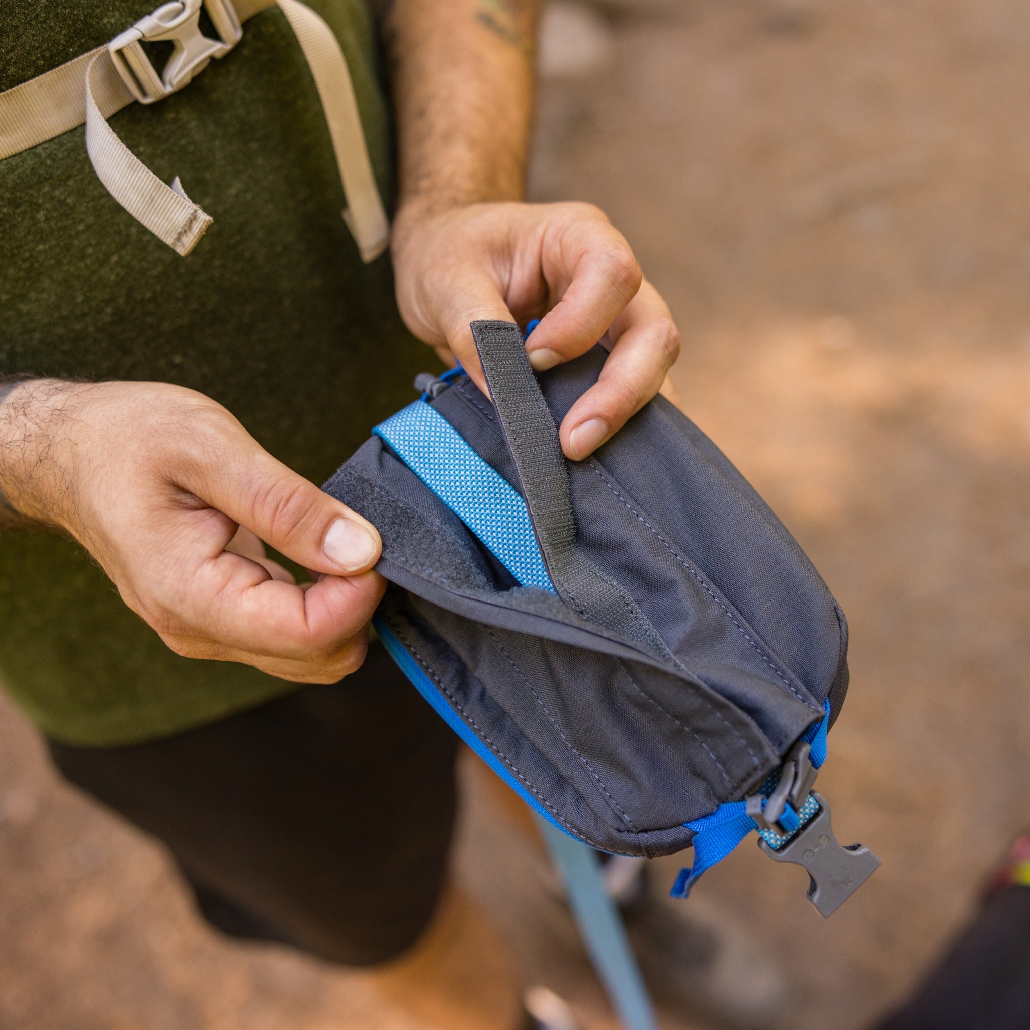 Ruffwear Stash Bag Plus, Kotbeutelspender - Woofshack