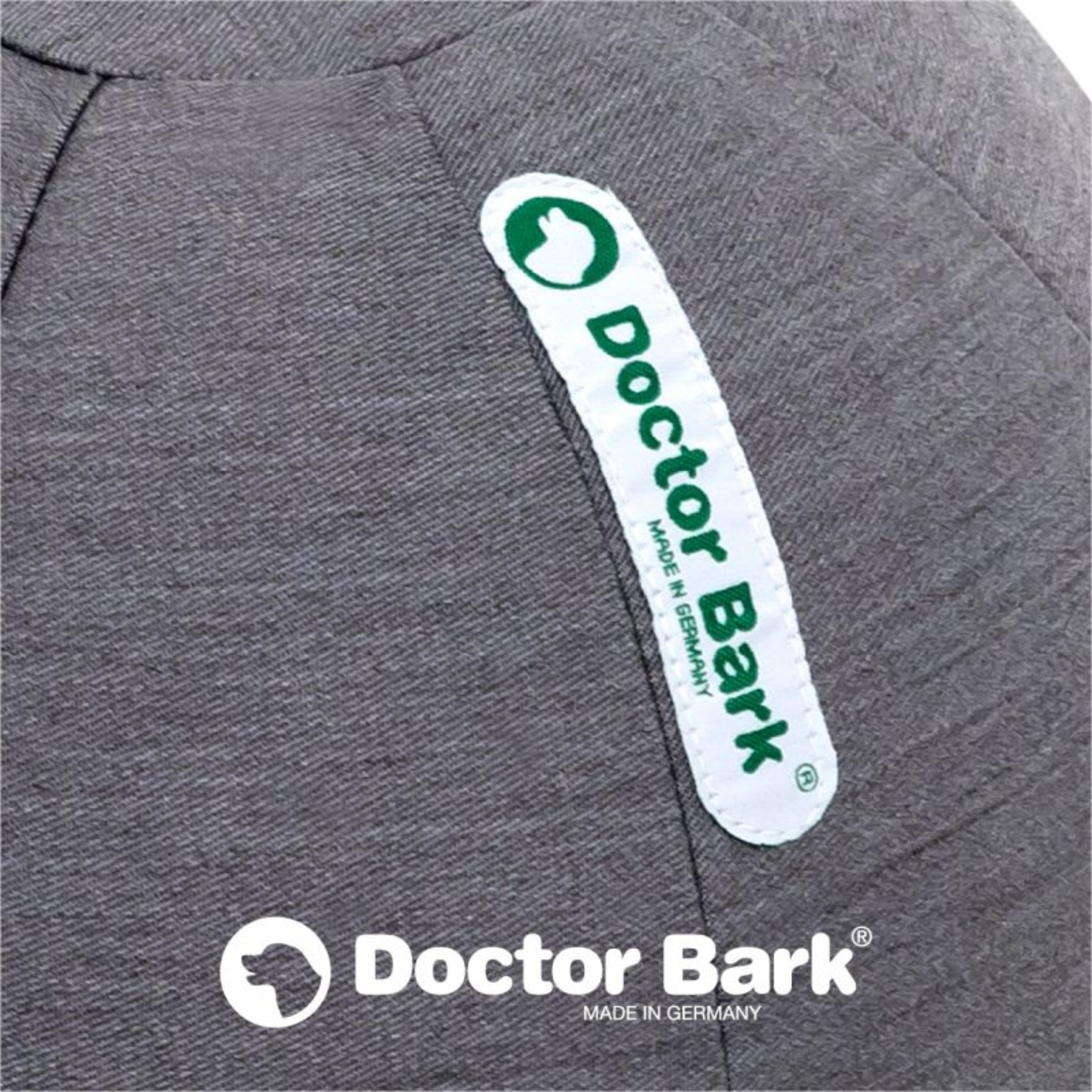 Doctor Bark Toy Ball, Hundespielzeug - Woofshack