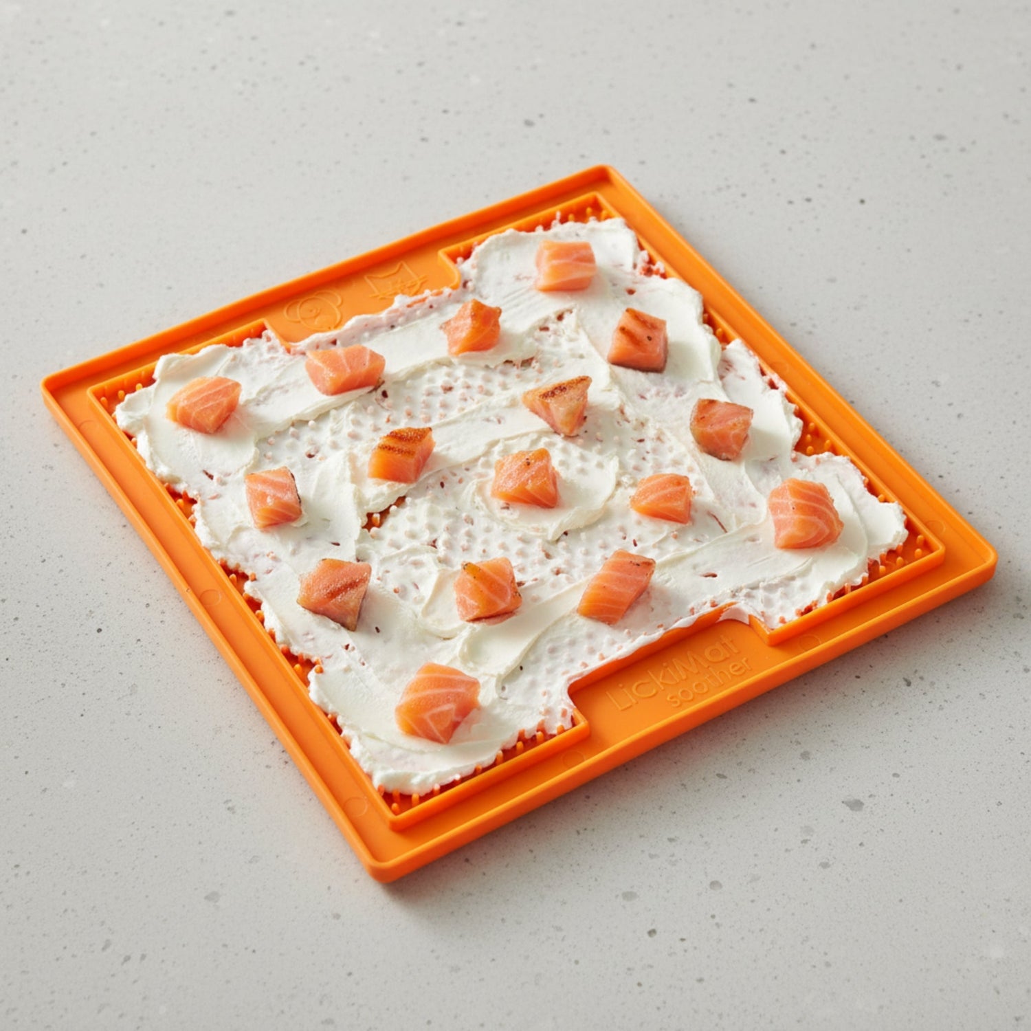 LickiMat Classic Soother – Beruhigende Schleckmatte für entspannte Hunde bei Stress &amp; Langeweile - Woofshack