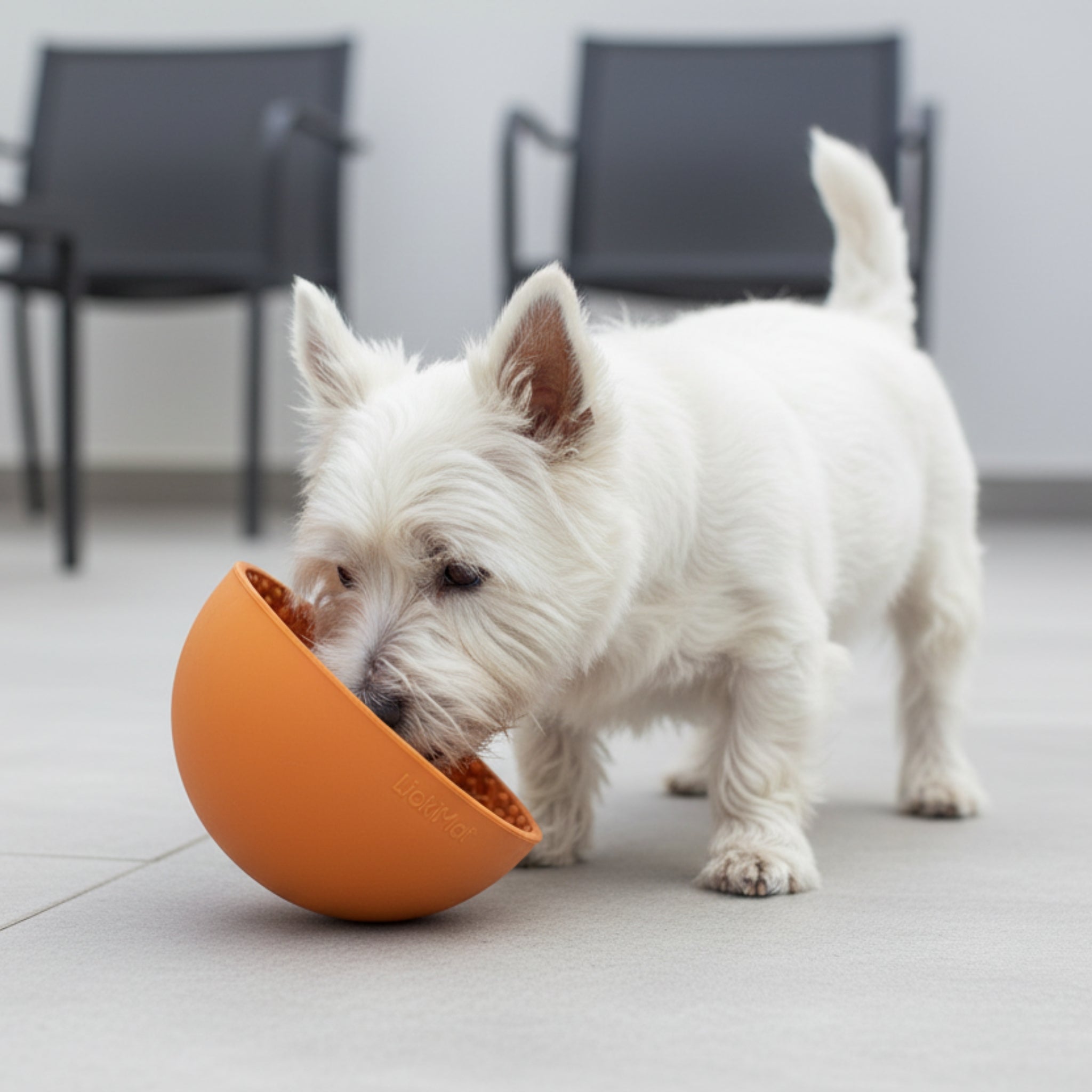 LickiMat Wobble Anti - Schling Schlecknapf – Langsame Fütterung &amp; Stressabbau für Hunde - Woofshack