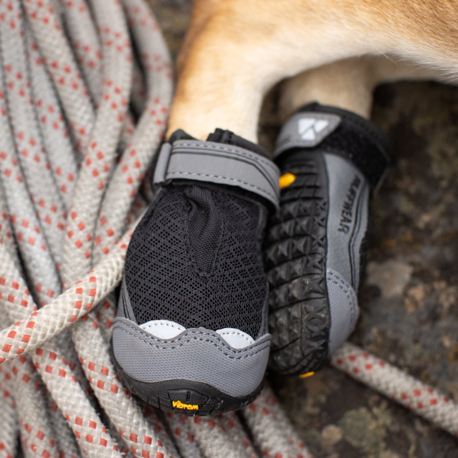Ruffwear Grip Trex Hundeschuhe – Professioneller Pfotenschutz für Abenteuer, Arbeitshunde &amp; Diensthunde in jedem Gelände - Woofshack