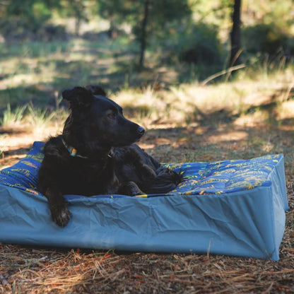 Ruffwear Mt. EverRest Insulated Dog Cot Cover – Wärmeisolierender Bezug für das Hundebett mit Windschutz und Premium - Komfort - Woofshack