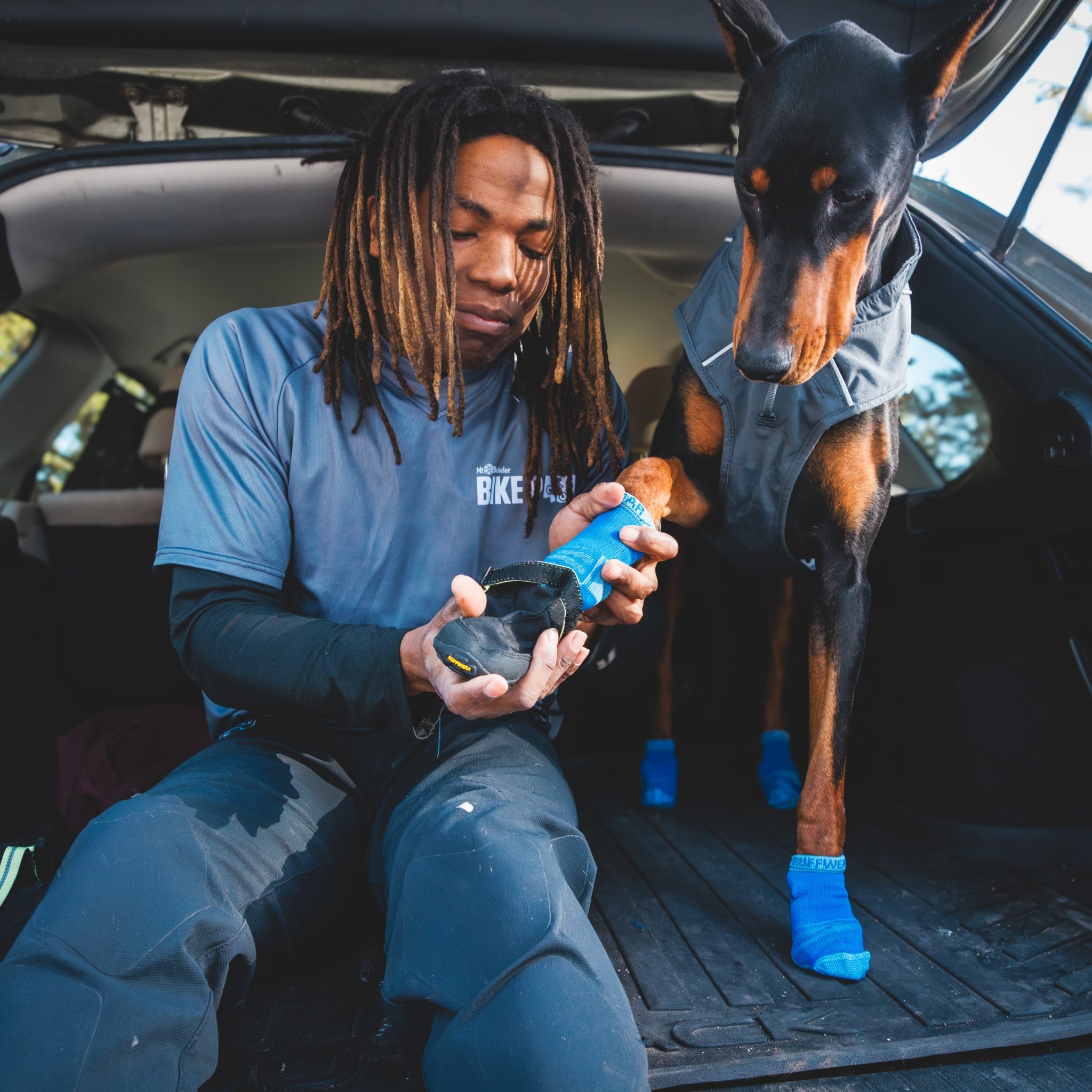Ruffwear Summit Trex Hundeschuhe – Ultimativer Pfotenschutz mit rutschfester Sohle für Wanderungen, Stadt &amp; Alltag bei jedem Wetter - Woofshack