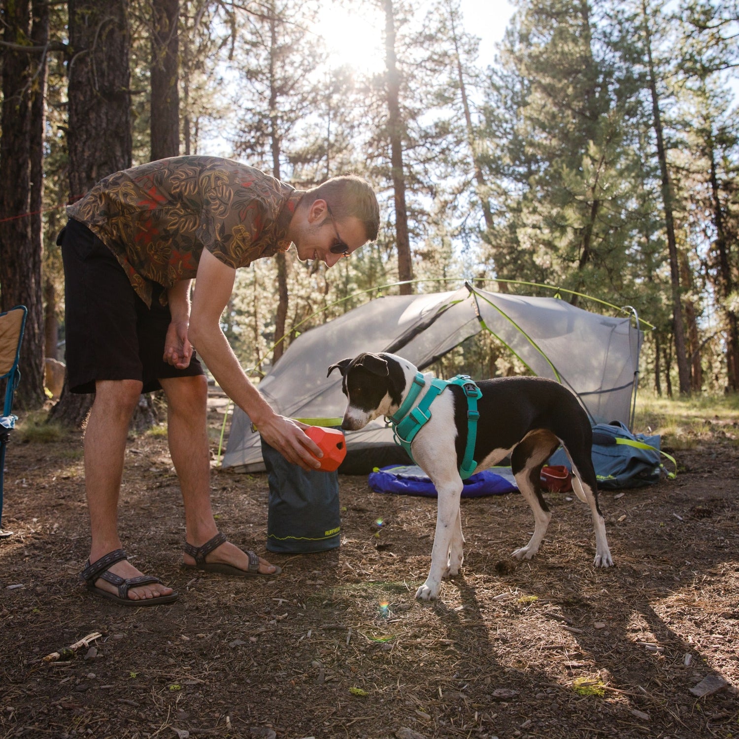 Ruffwear Gnawt-a-Rock™ Hundespielzeug, interaktiv &amp; befüllbar - Woofshack