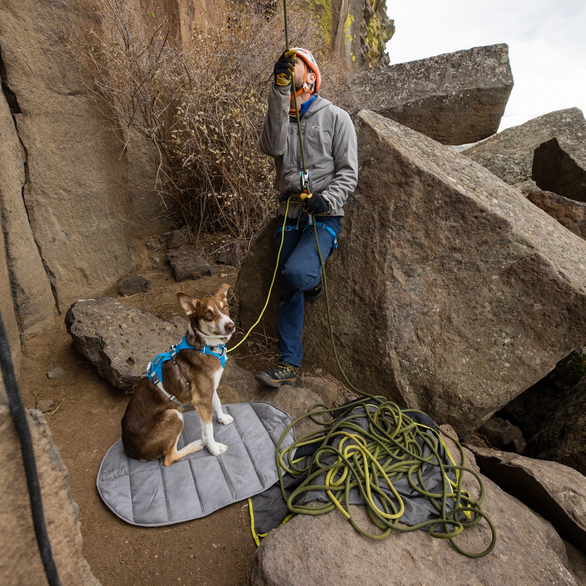 Ruffwear Highlands™ Pad Hunde Isomatte gegen Kälte und Nässe - Woofshack