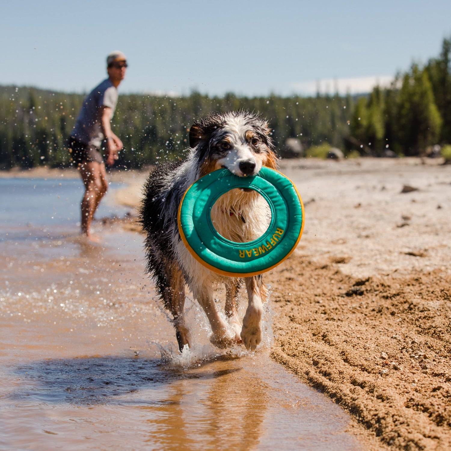 Ruffwear Hydro Plane™ Wasserspielzeug für Hunde - Woofshack